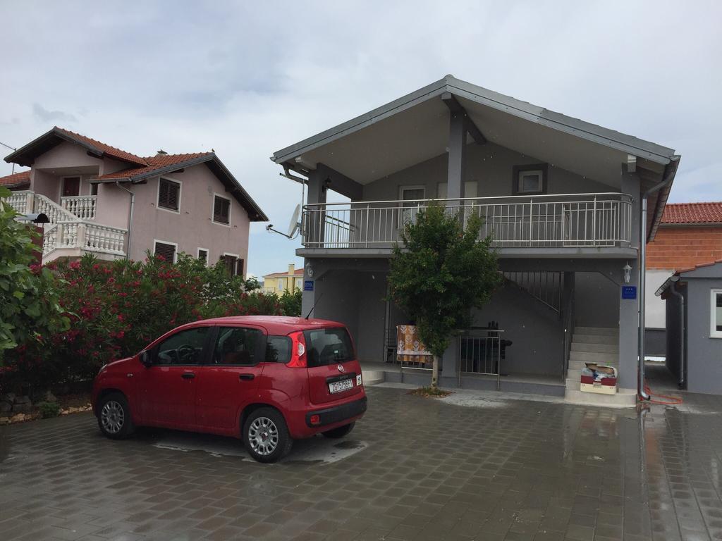 Haus Hanna Vodice Buitenkant foto