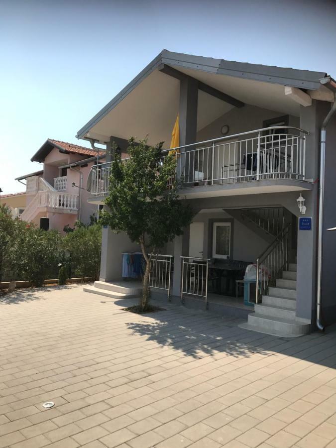 Haus Hanna Vodice Buitenkant foto